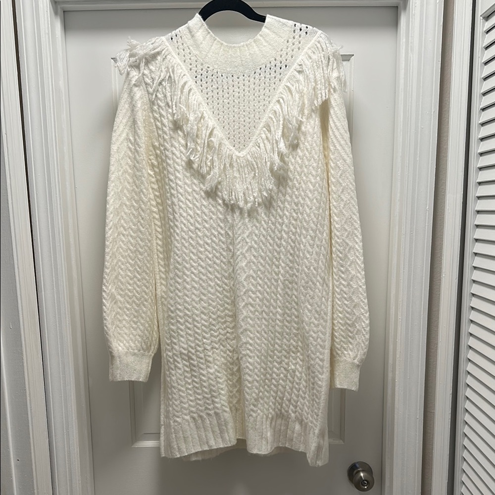 Elegant White Knit Sweater